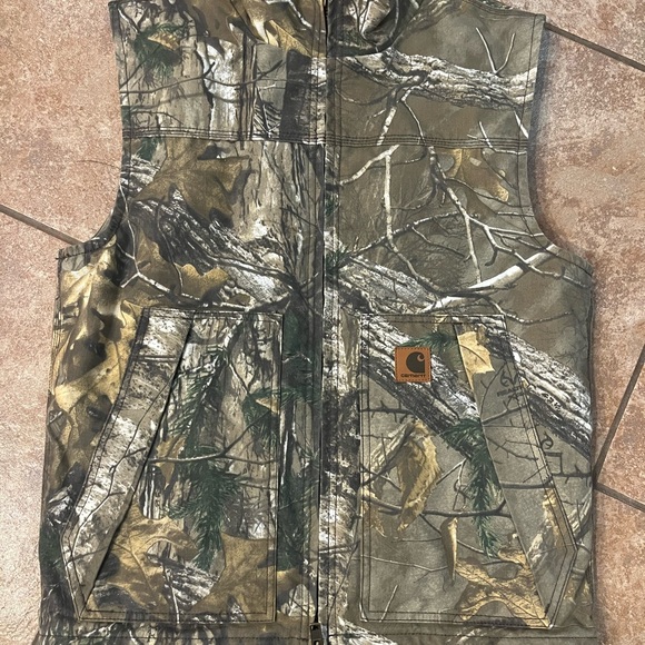 Carhartt Other - Carhartt Mens Zipper Vest Brown Camo Realtree Thinsulate Rain Defender Small